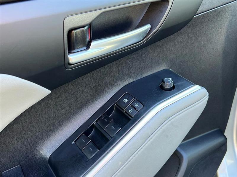 Toyota Highlander  2025