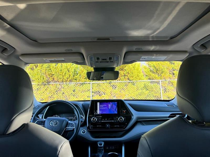 Toyota Highlander  2025