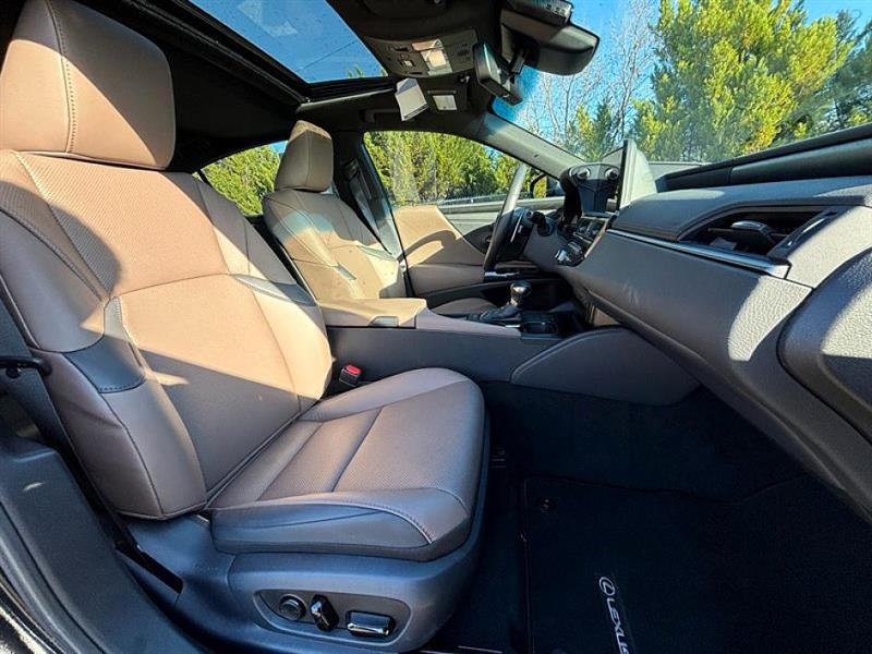 Lexus ES 350 Premium 2024