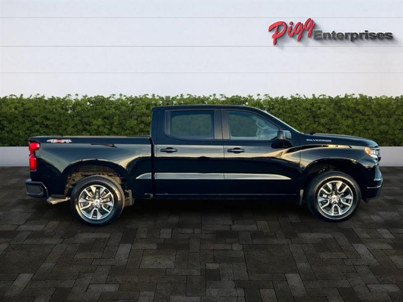 Chevrolet Silverado 1500  2025