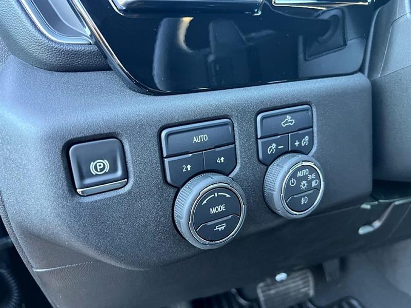 Chevrolet Silverado 1500  2025