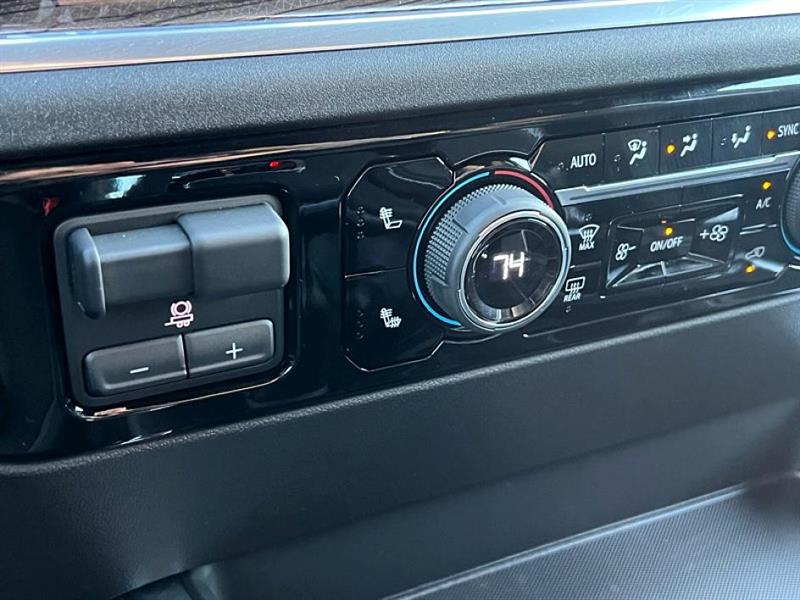 Chevrolet Silverado 1500  2025