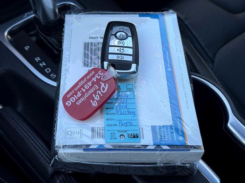 Ford MUSTANG GT  2023