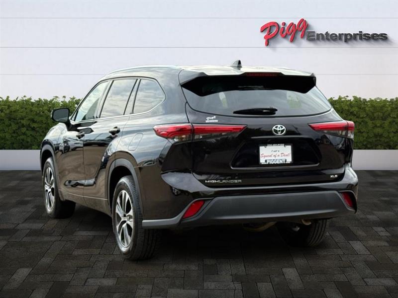 Toyota Highlander  2020