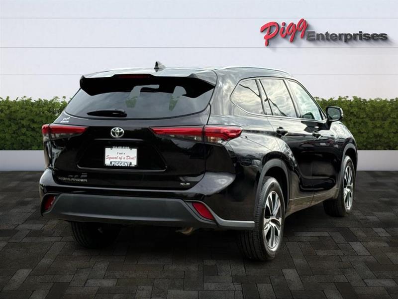 Toyota Highlander  2020