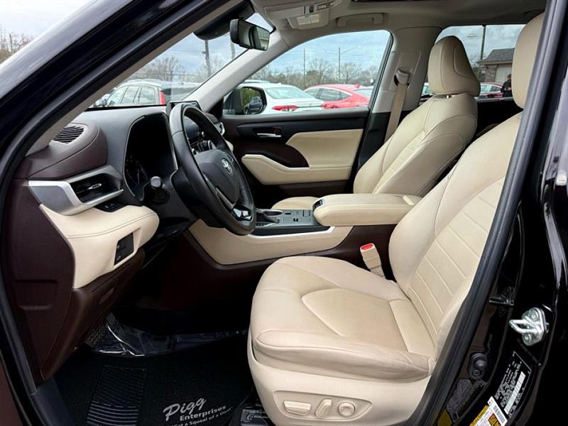 Toyota Highlander  2020