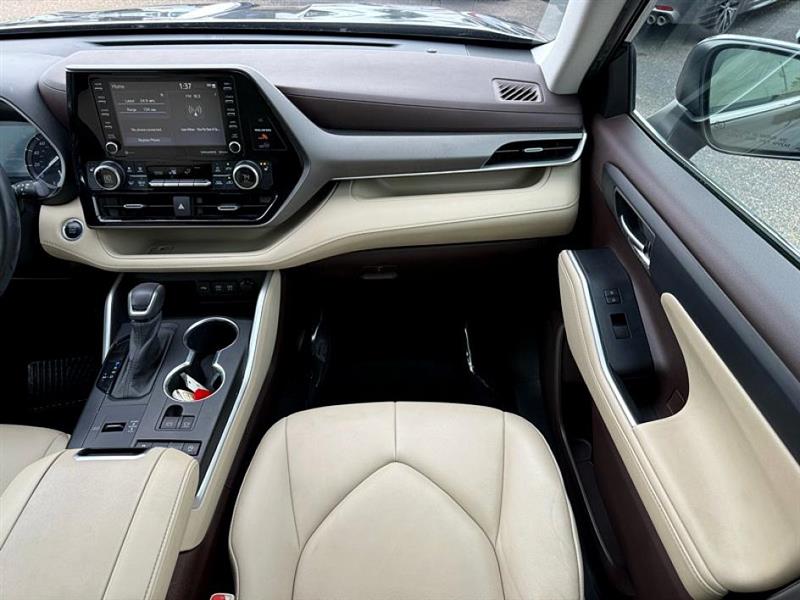 Toyota Highlander  2020