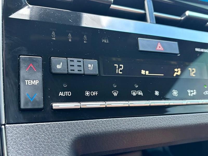 Toyota Avalon Limited 2021