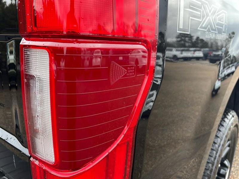 Ford Super Duty F-250 SRW  2022