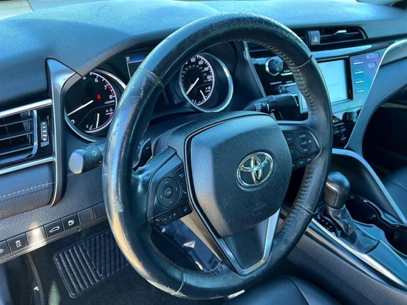 Toyota Camry SE 2018
