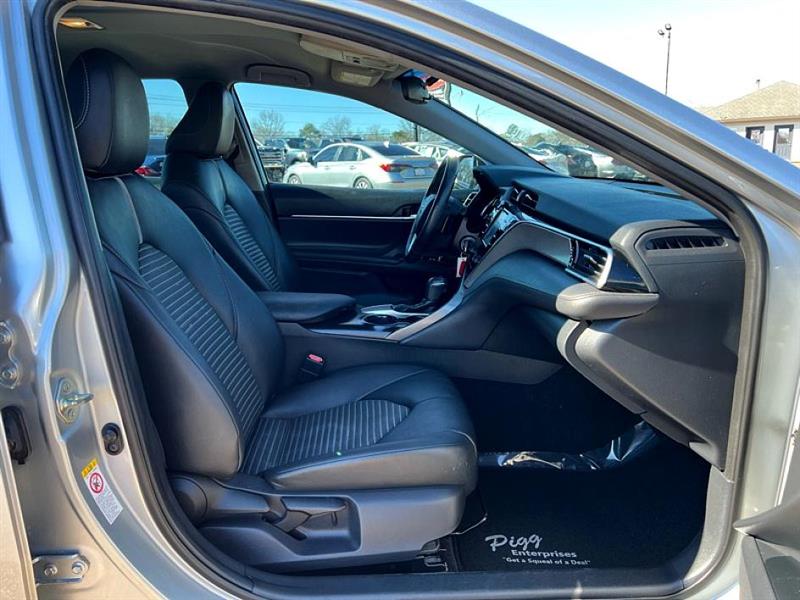 Toyota Camry SE 2018