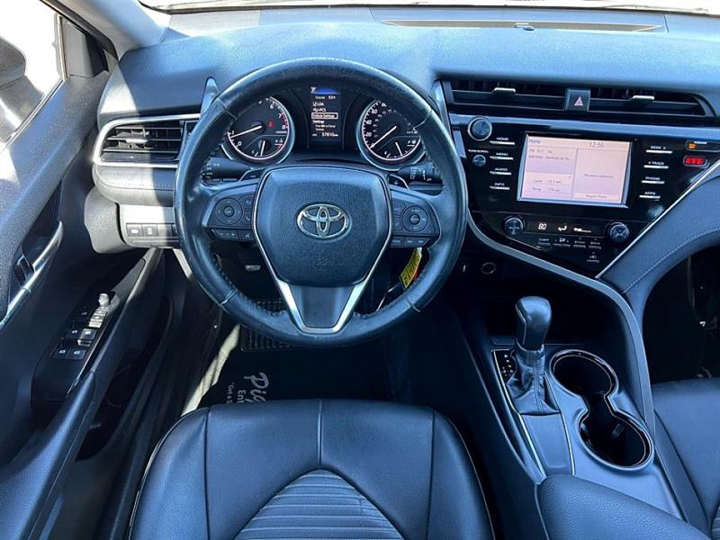 Toyota Camry SE 2018
