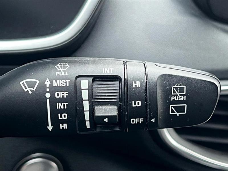 Hyundai Santa Fe Hybrid  2021