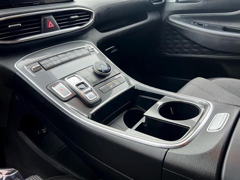 Hyundai Santa Fe Hybrid  2021