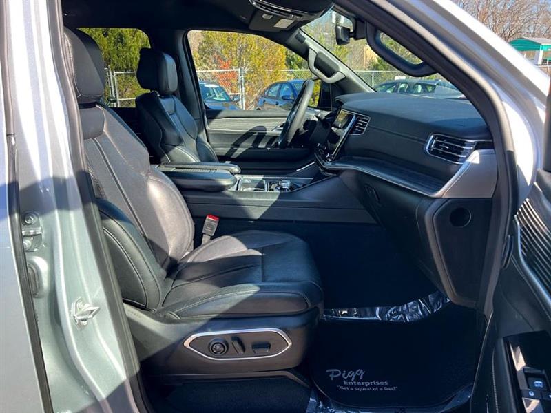 Jeep Wagoneer L  2024