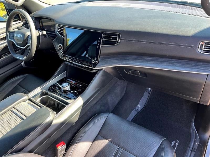 Jeep Wagoneer L  2024