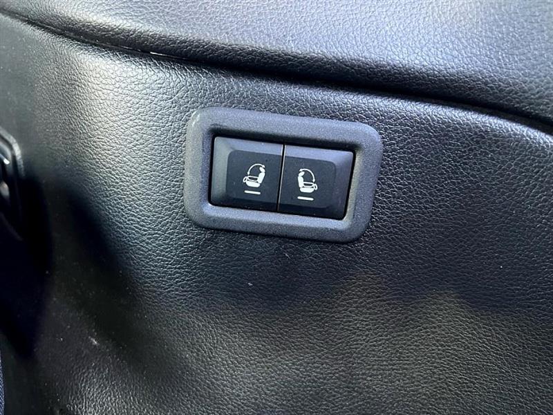 Jeep Wagoneer L  2024