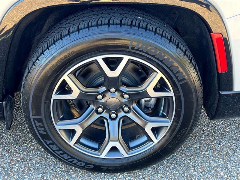 Jeep Wagoneer L  2024