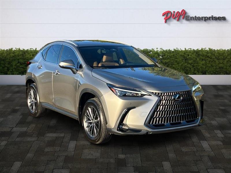 Lexus NX  2025