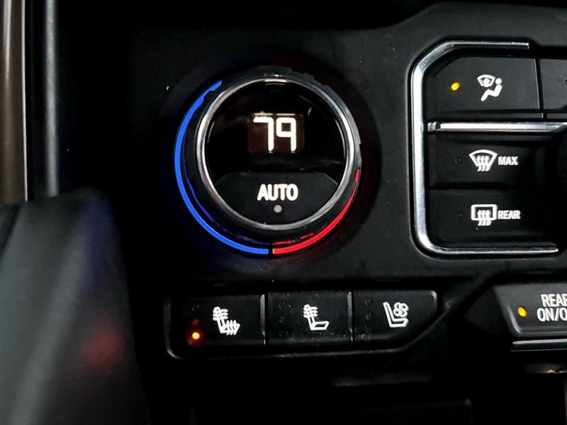 Chevrolet Suburban  2021