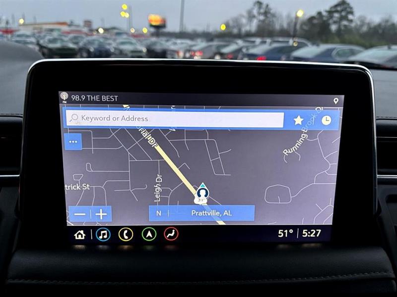 Chevrolet Suburban  2021