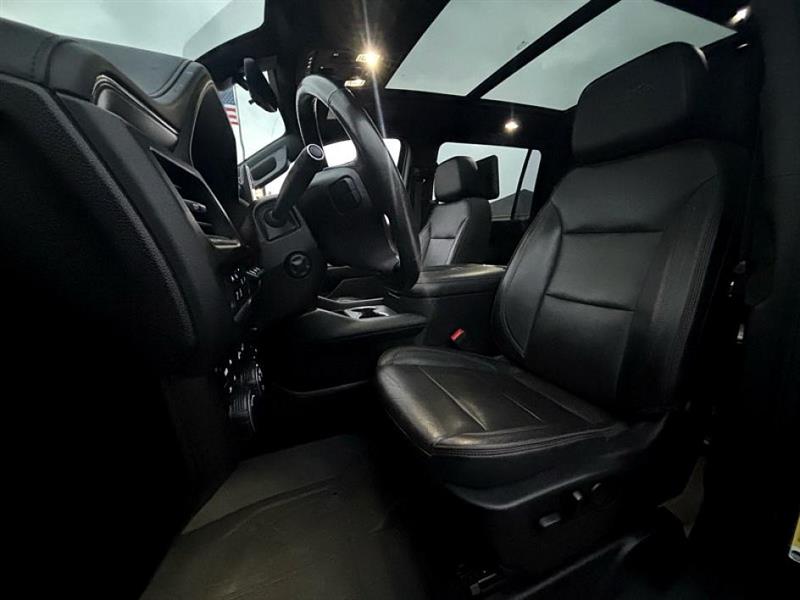 Chevrolet Suburban  2021