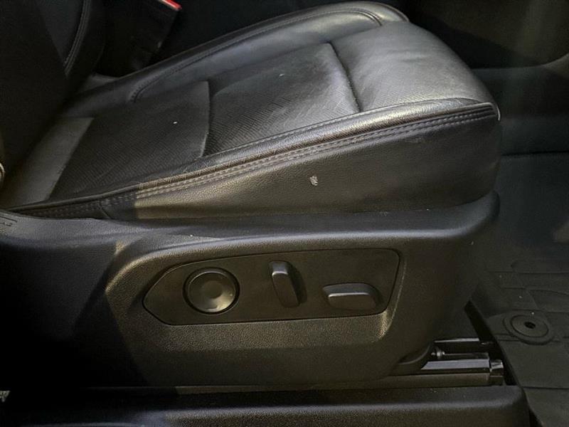 Chevrolet Suburban  2021