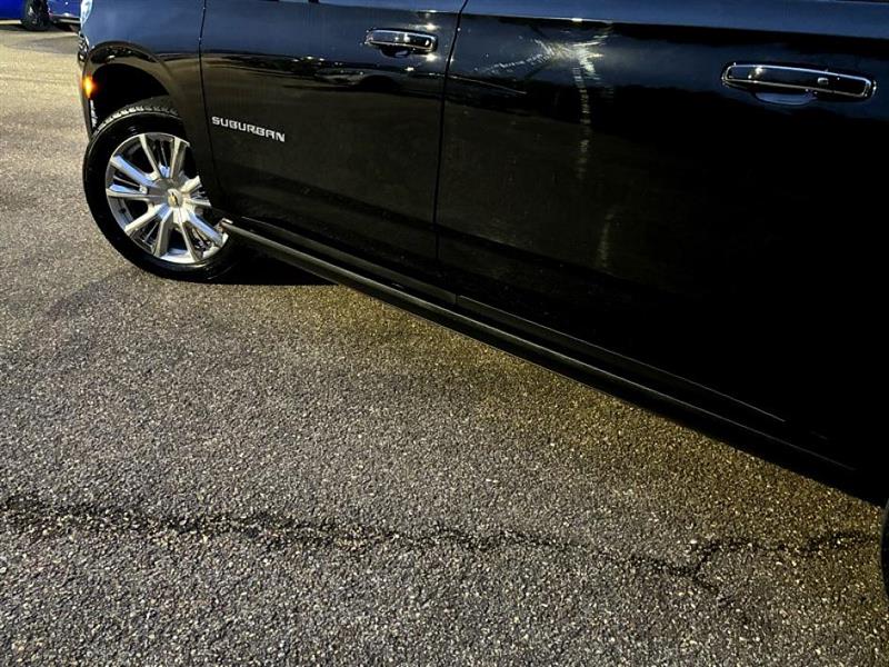 Chevrolet Suburban  2021