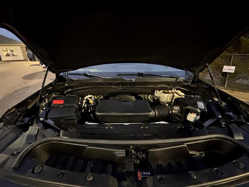 Chevrolet Suburban  2021