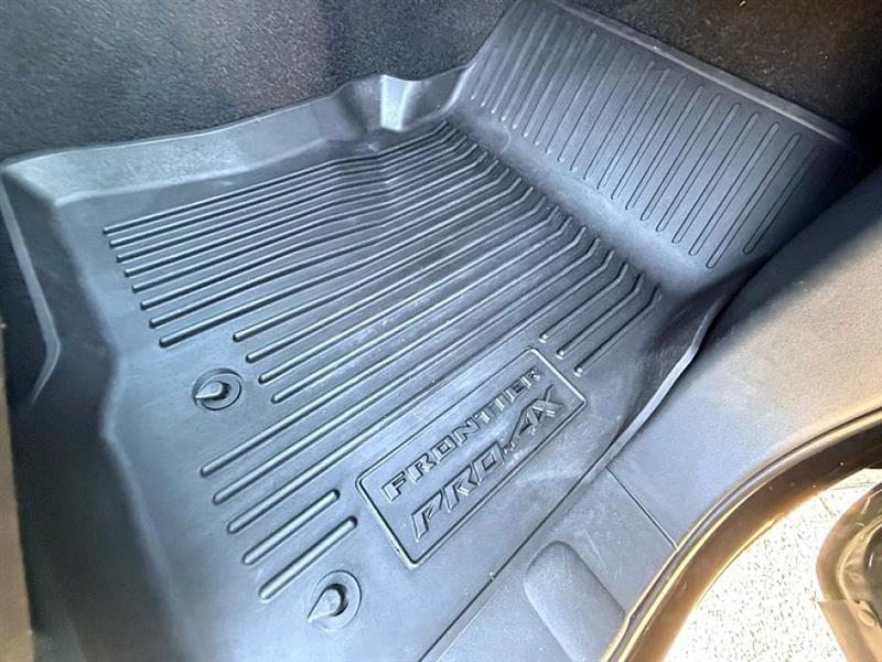 Nissan Frontier  2024