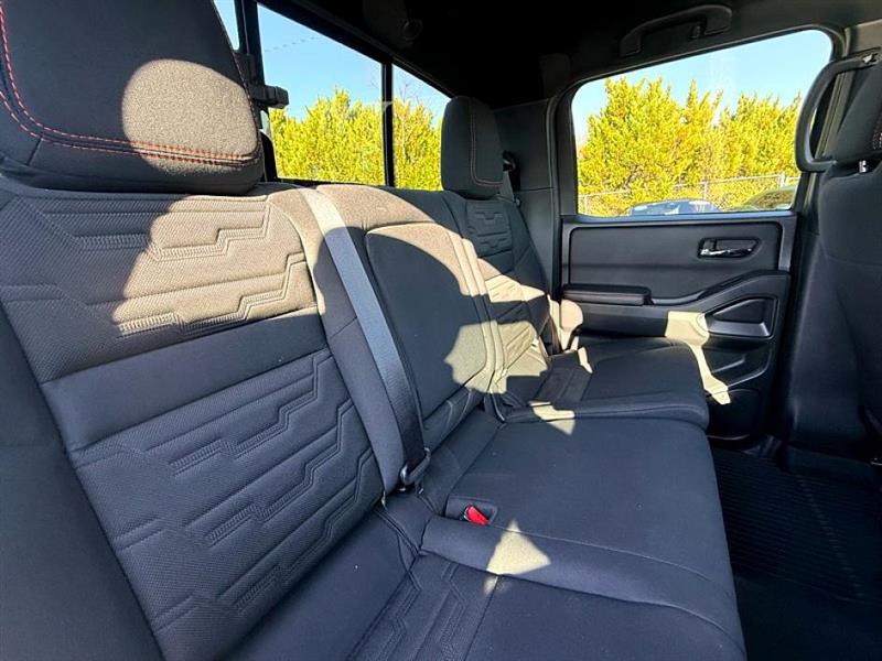 Nissan Frontier  2024