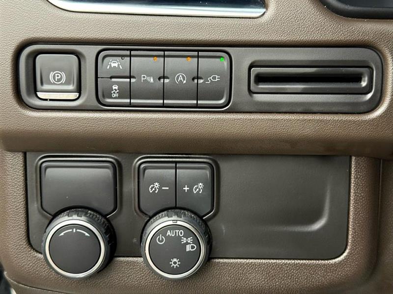 Chevrolet Tahoe  2021