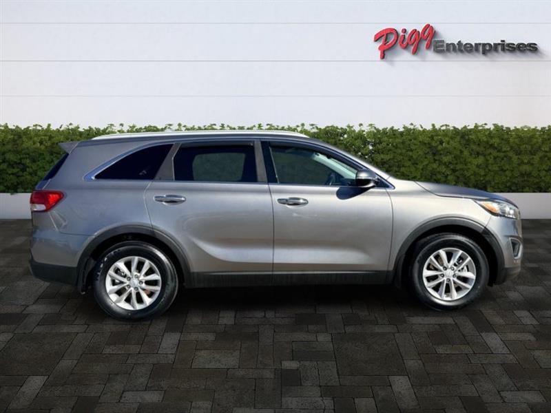 Kia Sorento LX 2WD 2017