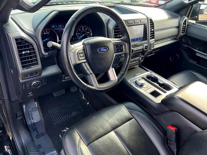 Ford Expedition  2021