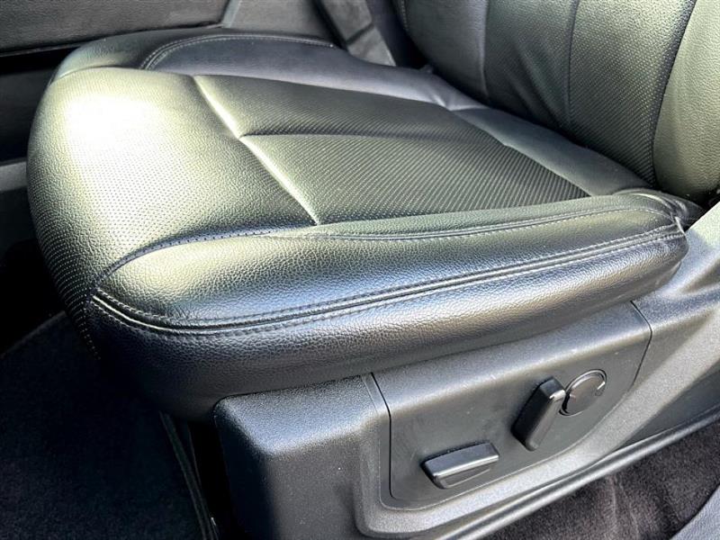 Ford Expedition  2021