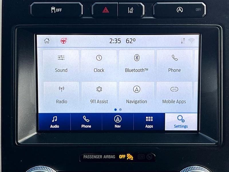 Ford Expedition  2021