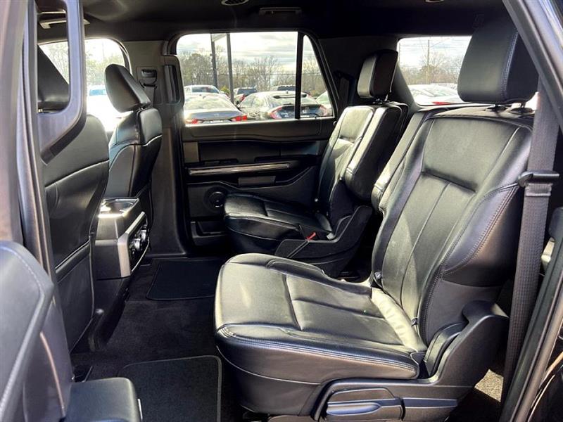 Ford Expedition  2021