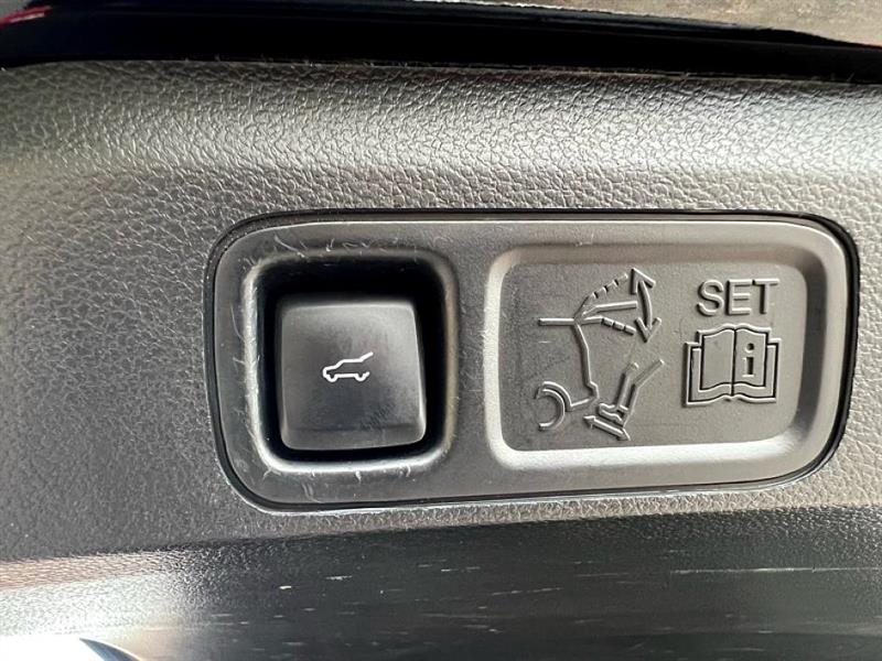 Ford Expedition  2021