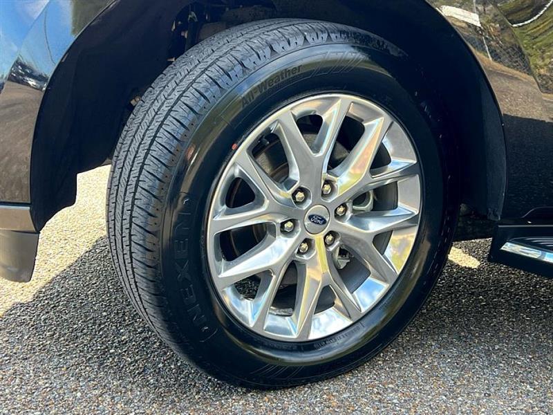 Ford Expedition  2021