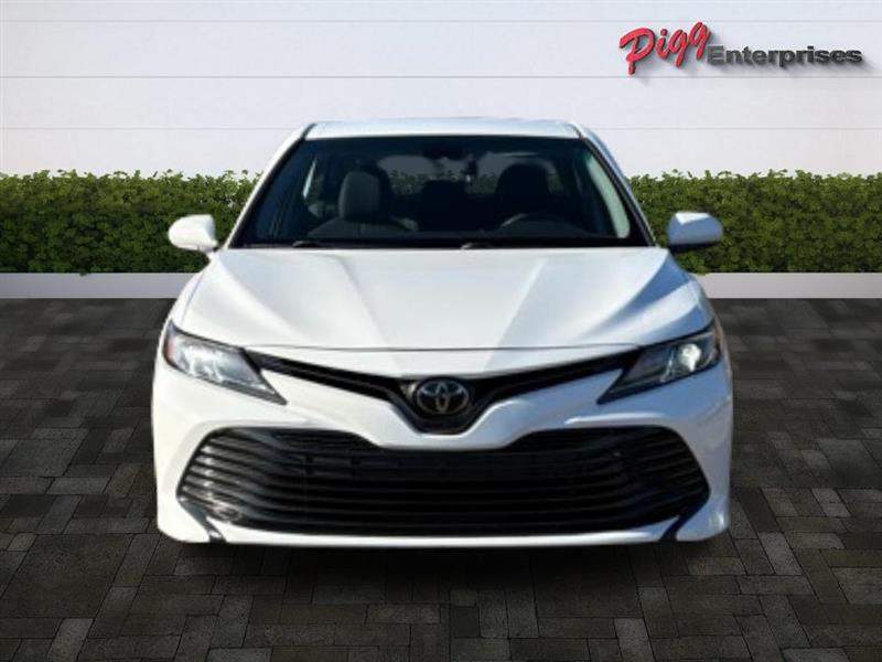Toyota Camry  2020