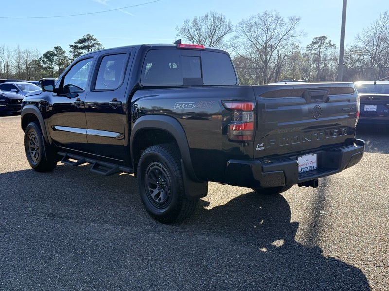 Nissan Frontier  2026