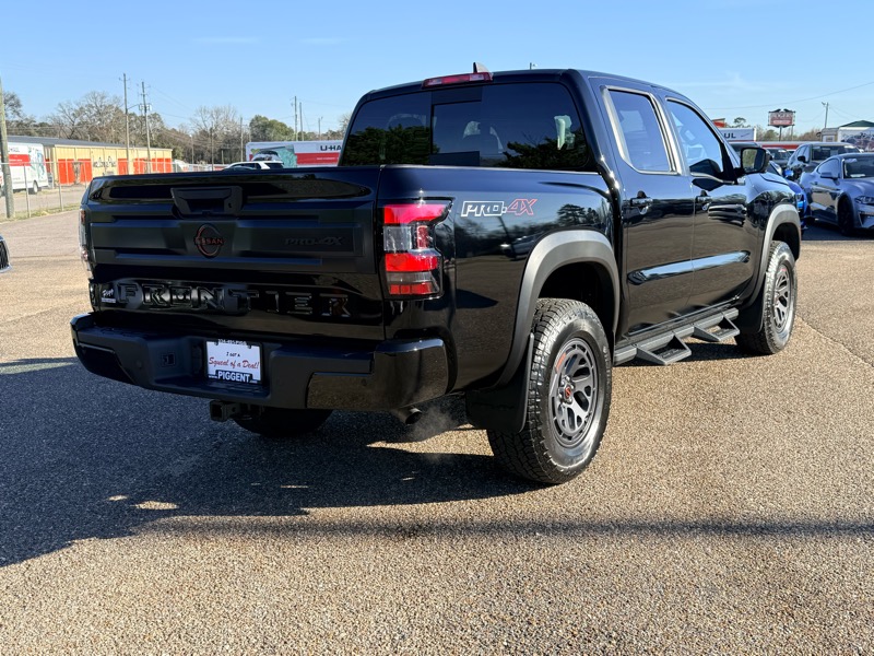 Nissan Frontier  2026