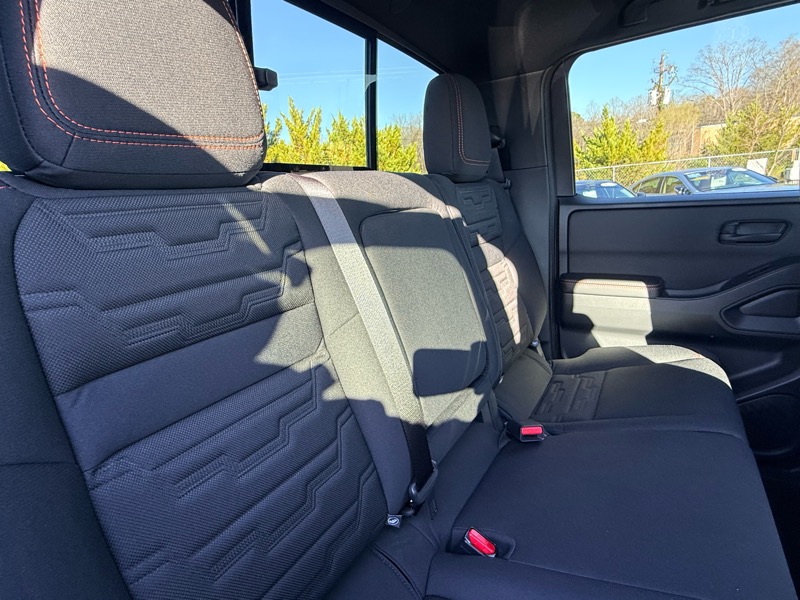 Nissan Frontier  2026