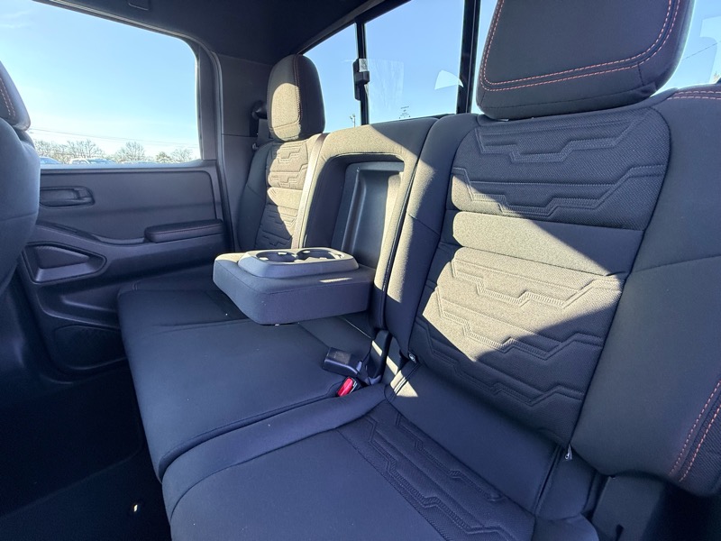 Nissan Frontier  2026