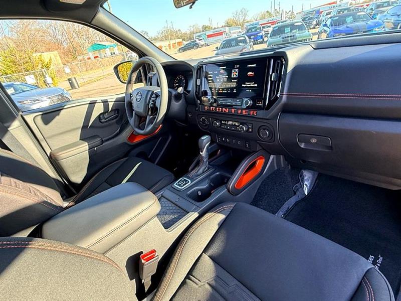 Nissan Frontier  2026