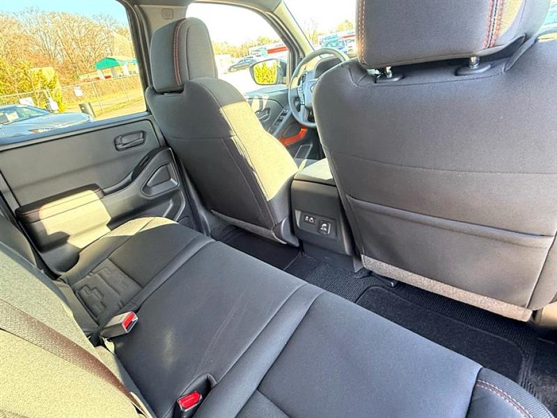 Nissan Frontier  2026