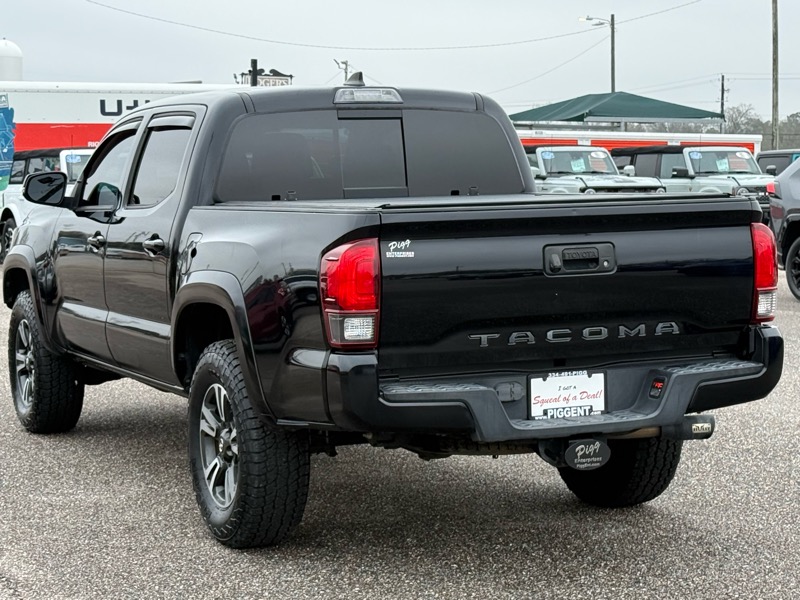Toyota Tacoma  2019
