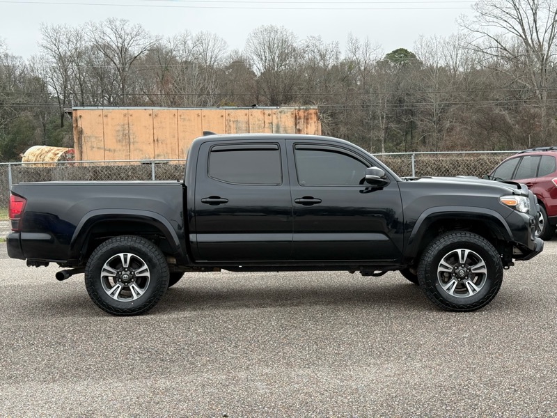 Toyota Tacoma  2019