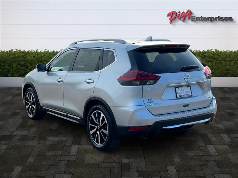 Nissan Rogue  2020