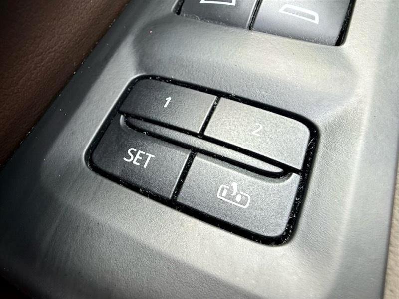 Chevrolet Tahoe  2021